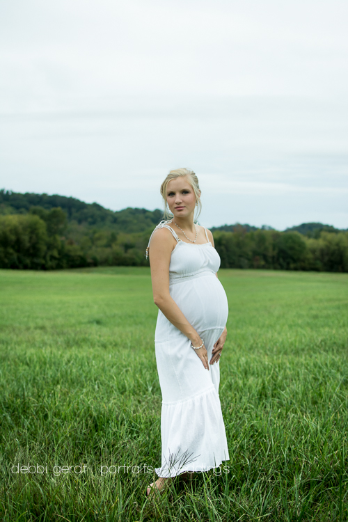 Maternity Portrait Cleveland Athens Tennessee Photographer