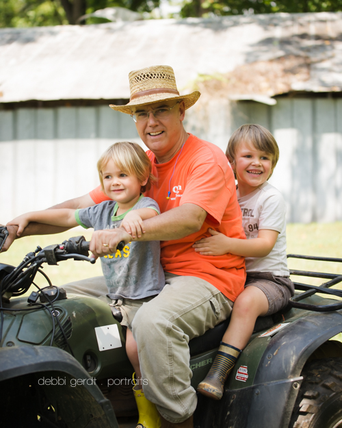 four wheel family farm pictures